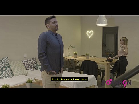 ❤️ PORNBCN 4K 一个成熟的女人与大乳房要肛门性交年轻的男妓与大阴茎口交amortism硬他妈的手工作狗风格阴部舔高潮法语字幕 性爱❤